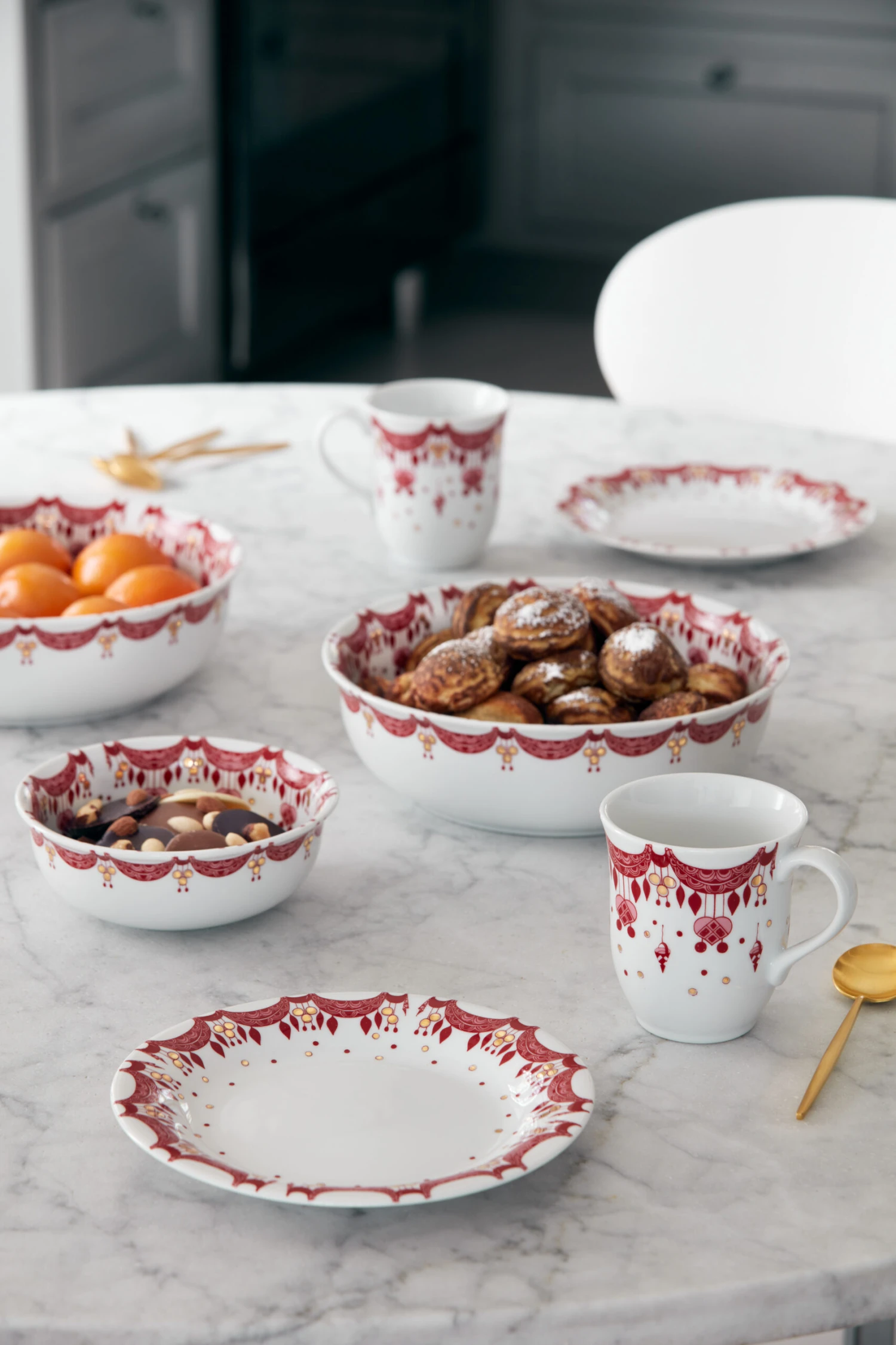 Bjørn Wiinblad Christmas Bord Ø 20 Cm. 6 Bjørn Wiinblad Christmas Bord Ø 20 Cm. - Afbeelding 4