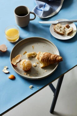 Broste Copenhagen Nordic Bistro Dinerbord Ø26 Cm -Serax Winkel 512246 01 3 EnvironmentImage 9c731cb85f