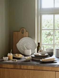 Broste Copenhagen Eli Bord Ø26 Cm -Serax Winkel 577046 01 42 EnvironmentImage afa999dec0